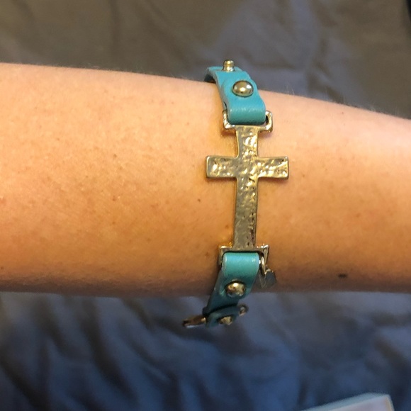 Natasha Accessories Leather Wrap Bracelet - Picture 4 of 4